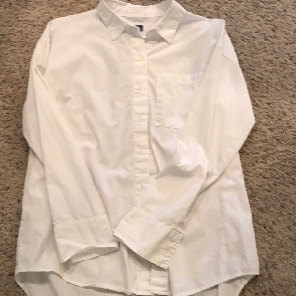 White button down cotton shirt